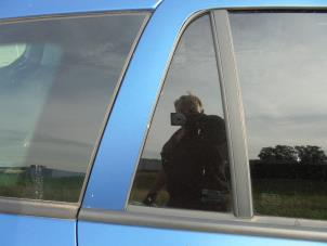 Gebruikte Driehoeks Ruit rechts-achter Opel Astra H SW (L35) 1.4 16V Twinport Prijs € 25,00 Margeregeling aangeboden door Hans Auto Onderdelen