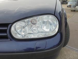 Gebruikte Koplamp links Volkswagen Golf IV Variant (1J5) 2.0 Prijs € 15,00 Margeregeling aangeboden door Hans Auto Onderdelen
