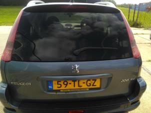 Begagnade Baklucka Peugeot 206 SW (2E/K) 1.4 HDi Pris € 70,00 Marginaltabell erbjuds av Hans Auto Onderdelen