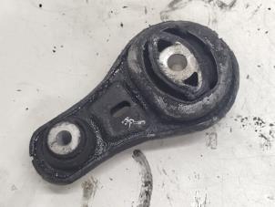 Begagnade Motorfäste Opel Vivaro 2.0 CDTI Pris € 20,00 Marginaltabell erbjuds av Hans Auto Onderdelen