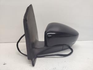 Gebruikte Buitenspiegel links Volkswagen Polo V (6R) 1.4 TDI 12V 90 Prijs € 30,00 Margeregeling aangeboden door Hans Auto Onderdelen