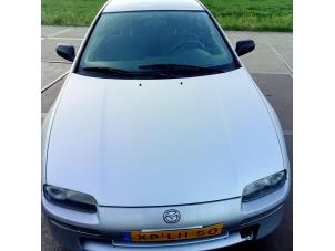 Gebruikte Motorkap Mazda 323 F (BA14) 1.5i GLX,GT 16V Prijs € 40,00 Margeregeling aangeboden door Hans Auto Onderdelen