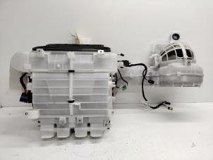 Gebruikte Kachelhuis Citroen C4 Picasso (UD/UE/UF) 1.6 HDiF 16V 110 Prijs € 175,00 Margeregeling aangeboden door Hans Auto Onderdelen