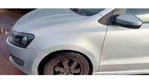 Gebruikte Scherm links-voor Volkswagen Polo V (6R) 1.2 TDI 12V BlueMotion Prijs € 125,00 Margeregeling aangeboden door Hans Auto Onderdelen