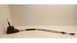 Używane Dzwignia zmiany biegów Peugeot 206 (2A/C/H/J/S) 1.6 16V Cena € 50,00 Procedura marży oferowane przez Hans Auto Onderdelen