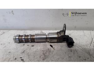 Gebruikte Sensor Nokkenas Opel Insignia 2.8 V6 Turbo 24V 4x4 Ecotec Prijs € 50,00 Margeregeling aangeboden door Autodemontage Vrijhoeven B.V.