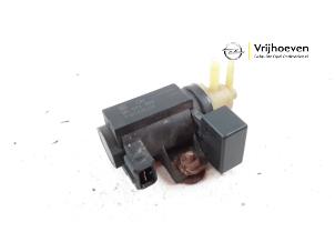 Begagnade Turbotrycksregulator Opel Insignia 2.0 CDTI 16V 160 Ecotec Pris € 35,00 Marginaltabell erbjuds av Autodemontage Vrijhoeven B.V.