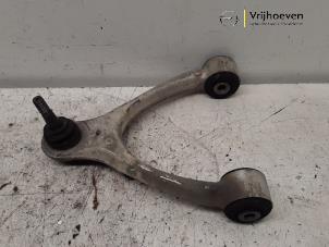 Begagnade Främre övre gaffelben, höger Opel GT 2.0 16V Turbo Pris € 50,00 Marginaltabell erbjuds av Autodemontage Vrijhoeven B.V.