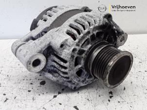 Gebruikte Dynamo Opel Zafira Tourer (P12) 2.0 CDTI 16V 160 Ecotec Prijs € 30,00 Margeregeling aangeboden door Autodemontage Vrijhoeven B.V.