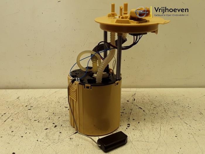 Kraftstoffpumpe Elektrisch van een Opel Astra K Sports Tourer 1.6 CDTI 110 16V 2017