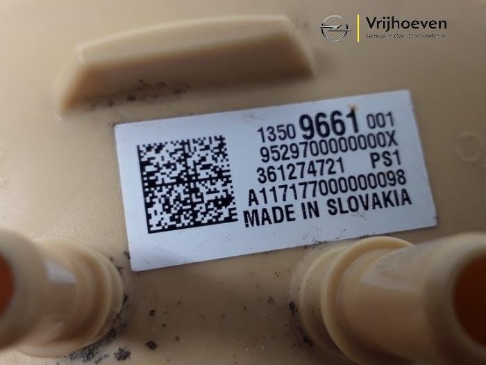 Kraftstoffpumpe Elektrisch van een Opel Astra K Sports Tourer 1.6 CDTI 110 16V 2017