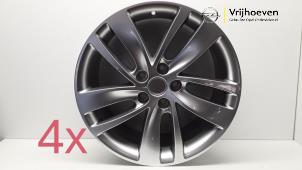 Gebrauchte Felgen Set Opel Astra J GTC (PD2/PF2) Preis € 400,00 Mit Mehrwertsteuer angeboten von Autodemontage Vrijhoeven B.V.