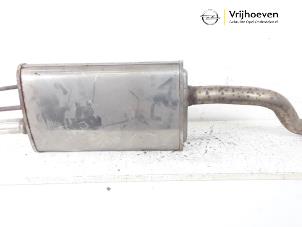 Gebruikte Uitlaat Einddemper Opel Meriva 1.4 16V Ecotec Prijs € 30,00 Margeregeling aangeboden door Autodemontage Vrijhoeven B.V.