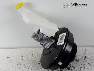 Gebruikte Rembol Opel Crossland (X) 1.2 Turbo 12V Prijs € 100,00 Margeregeling aangeboden door Autodemontage Vrijhoeven B.V.