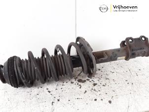 Gebruikte Schokdemperpoot rechts-voor Opel Meriva 1.4 16V Ecotec Prijs € 50,00 Margeregeling aangeboden door Autodemontage Vrijhoeven B.V.