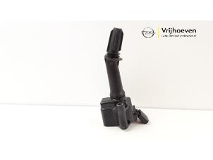 Używane Cewka zaplonowa Opel Insignia Grand Sport 1.5 Turbo 16V 165 Cena € 15,00 Procedura marży oferowane przez Autodemontage Vrijhoeven B.V.