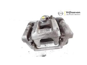 Gebruikte Remklauw (Tang) rechts-achter Opel Grandland/Grandland X 1.6 CDTi 120 Prijs € 40,00 Margeregeling aangeboden door Autodemontage Vrijhoeven B.V.