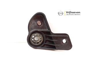 Gebruikte Steun (diversen) Opel Insignia Grand Sport 2.0 CDTI 16V Prijs € 10,00 Margeregeling aangeboden door Autodemontage Vrijhoeven B.V.