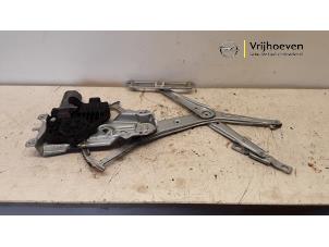 Gebruikte Ruitmechaniek 4Deurs links-voor Opel Astra G (F08/48) 1.6 Prijs € 20,00 Margeregeling aangeboden door Autodemontage Vrijhoeven B.V.