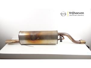 Używane Tlumik koncowy Opel Corsa E 1.4 16V Cena € 40,00 Procedura marży oferowane przez Autodemontage Vrijhoeven B.V.