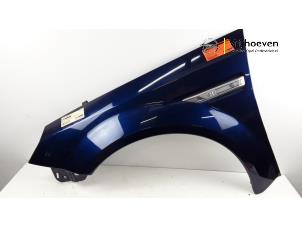 Gebruikte Scherm links-voor Opel Tigra Twin Top 1.4 16V Prijs € 50,00 Margeregeling aangeboden door Autodemontage Vrijhoeven B.V.