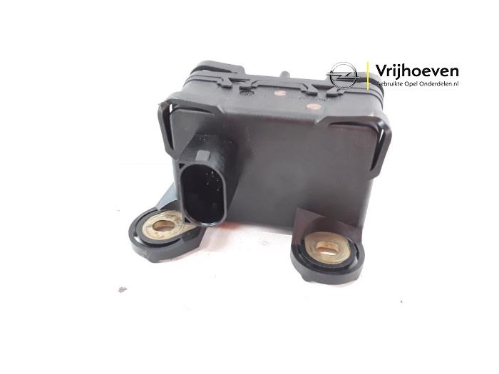 Styrvinkelsensor från en Opel Zafira (M75) 2.2 16V Direct Ecotec 2007