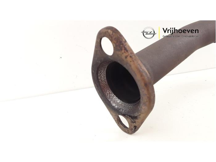 Avgassystem, främre del från en Opel Agila (B) 1.2 16V 2008
