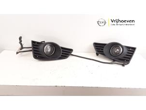 Gebruikte Bumper mistlamp Opel Tigra Twin Top 1.4 16V Prijs € 50,00 Margeregeling aangeboden door Autodemontage Vrijhoeven B.V.