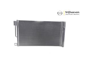 Begagnade Kondensor, luftkonditionering Opel Corsa D 1.2 16V Pris € 40,00 Marginaltabell erbjuds av Autodemontage Vrijhoeven B.V.