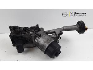 Używane Obudowa filtra oleju Opel Combo 1.3 CDTI 16V ecoFlex Cena € 50,00 Procedura marży oferowane przez Autodemontage Vrijhoeven B.V.