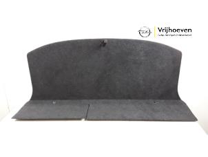 Begagnade Golvpanel, lastområde Opel Agila (B) 1.2 16V Pris € 20,00 Marginaltabell erbjuds av Autodemontage Vrijhoeven B.V.