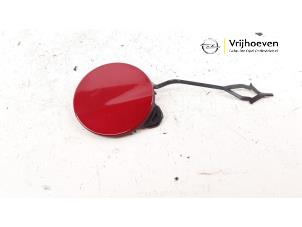 Gebruikte Afdekkap Sleepoog voor Opel Corsa F (UB/UH/UP) 1.2 12V 100 Prijs € 10,00 Margeregeling aangeboden door Autodemontage Vrijhoeven B.V.