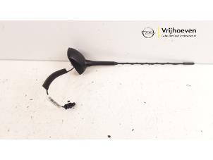 Gebruikte Antenne Opel Adam 1.2 16V Prijs € 15,00 Margeregeling aangeboden door Autodemontage Vrijhoeven B.V.