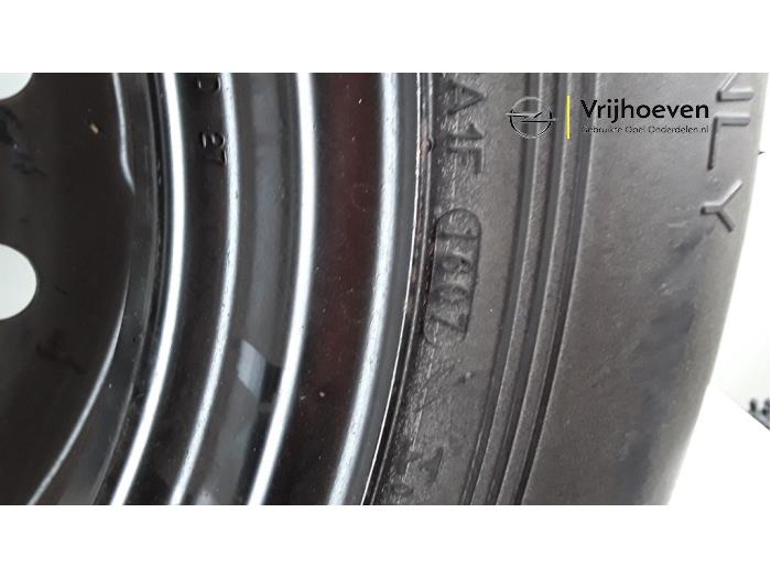 Space-saver spare wheel from a Opel Antara (LA6) 2.4 16V 4x4 2007