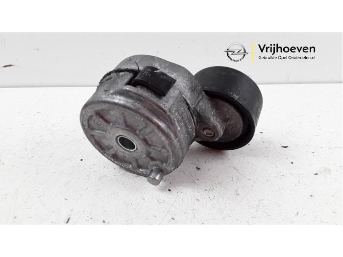 Spanner multiriem van een Opel Crossland (X) 1.2 Turbo 12V Euro 6 2019