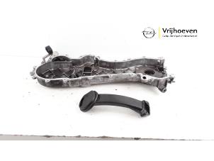 Używane Obudowa rozrzadu Opel Combo 1.3 CDTI 16V ecoFlex Cena € 35,00 Procedura marży oferowane przez Autodemontage Vrijhoeven B.V.