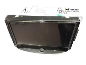 Gebruikte Radio module Opel Adam 1.2 16V Prijs € 100,00 Margeregeling aangeboden door Autodemontage Vrijhoeven B.V.