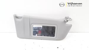 Gebruikte Zonneklep Opel Astra H (L48) 1.8 16V Prijs € 15,00 Margeregeling aangeboden door Autodemontage Vrijhoeven B.V.