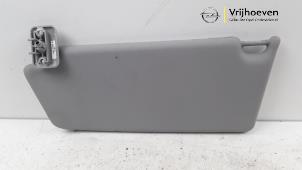 Gebruikte Zonneklep Opel Astra H (L48) 1.7 CDTi 16V Prijs € 10,00 Margeregeling aangeboden door Autodemontage Vrijhoeven B.V.