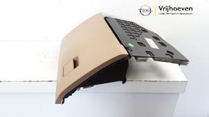 Begagnade Handskfack Opel Signum (F48) 3.2 V6 24V Pris € 40,00 Marginaltabell erbjuds av Autodemontage Vrijhoeven B.V.