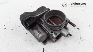 Używane Przepustnica Opel Omega B (25/26/27) 2.2 16V Cena € 75,00 Procedura marży oferowane przez Autodemontage Vrijhoeven B.V.