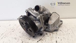 Begagnade Vattenpump Opel Astra K 1.4 Turbo 16V Pris € 100,00 Marginaltabell erbjuds av Autodemontage Vrijhoeven B.V.