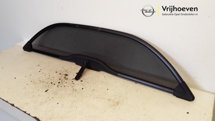 Windscherm van een Opel Tigra Twin Top 1.4 16V 2005