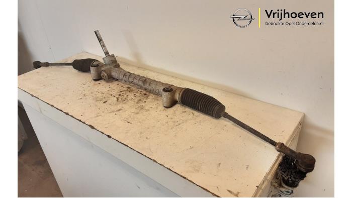 Stuurhuis van een Opel Tigra Twin Top 1.4 16V 2005