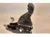 Versnellingspook van een Opel Astra K 1.6 SIDI Eco Turbo 16V 2016