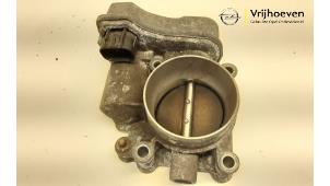 Gebruikte Gasklephuis Opel Vectra C Caravan 2.2 DIG 16V Prijs € 25,00 Margeregeling aangeboden door Autodemontage Vrijhoeven B.V.