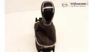 Gebruikte Versnellingspook Opel Astra K 1.2 Turbo 12V Prijs € 50,00 Margeregeling aangeboden door Autodemontage Vrijhoeven B.V.