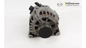 Gebruikte Dynamo Opel Corsa F (UB/UH/UP) 1.2 Turbo 12V 100 Prijs € 45,00 Margeregeling aangeboden door Autodemontage Vrijhoeven B.V.
