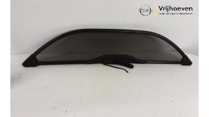 Gebruikte Windscherm Opel Tigra Twin Top 1.4 16V Prijs € 60,00 Margeregeling aangeboden door Autodemontage Vrijhoeven B.V.