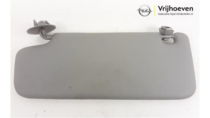 Solskydd från en Opel Karl 1.0 12V 2015